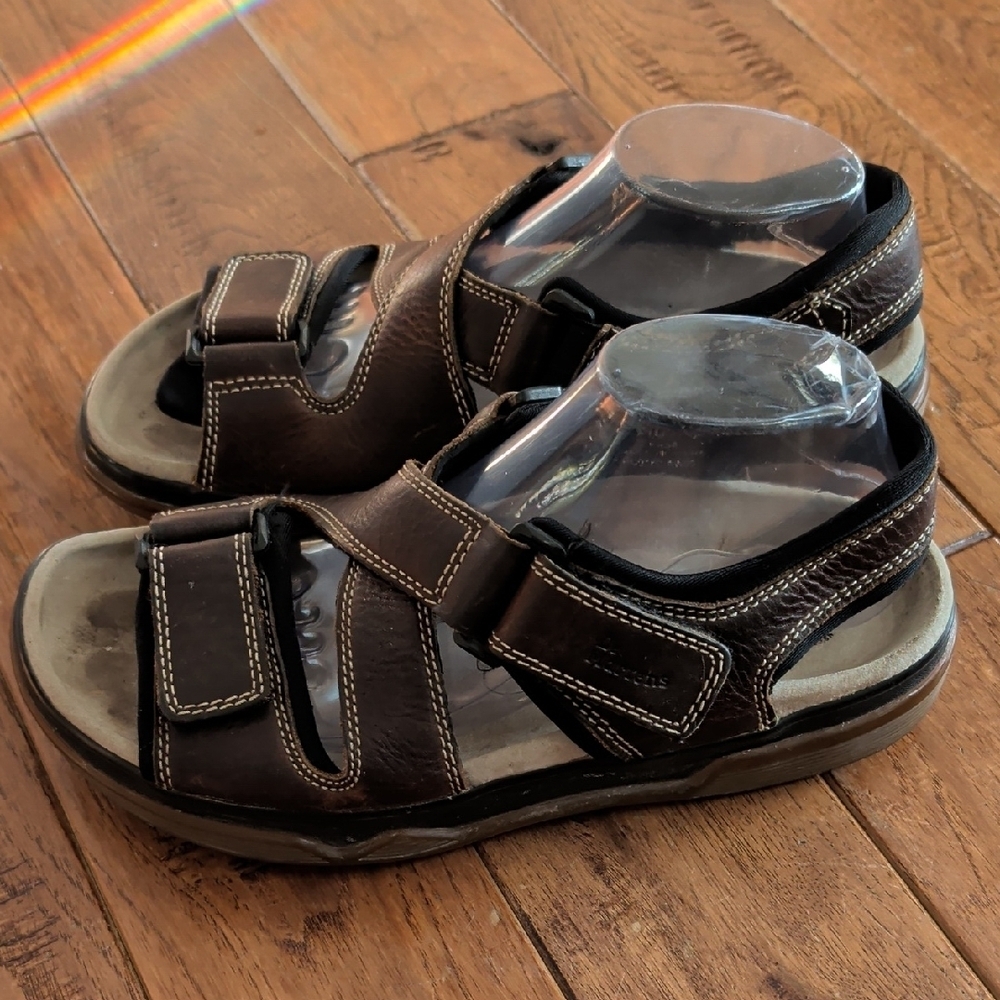 Dr. Martens Y2K 8B38 Brown Fisherman Criss Cross Strap Chunky Sandals